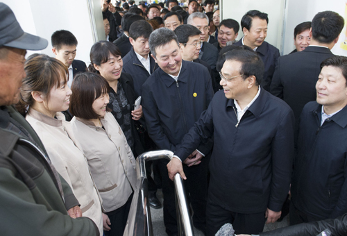 李克强：权力清单要让百姓评议|鼓励保洁员：只要辛勤劳动收入就会增加